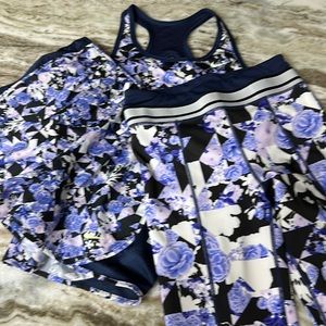 3 piece Nike outfit. Shorts leggings and sports bra good condition